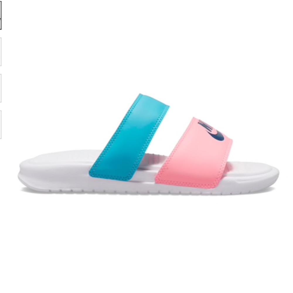 NIKE!! Size 7 Nike Sandals - Picture 1 of 1